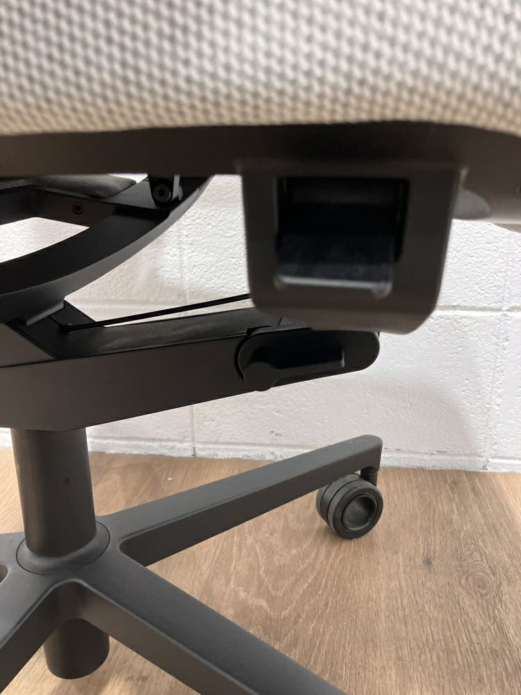 コクヨファブレ(FABRE) シリーズ 固定肘付ファブレチェア 商品画像7