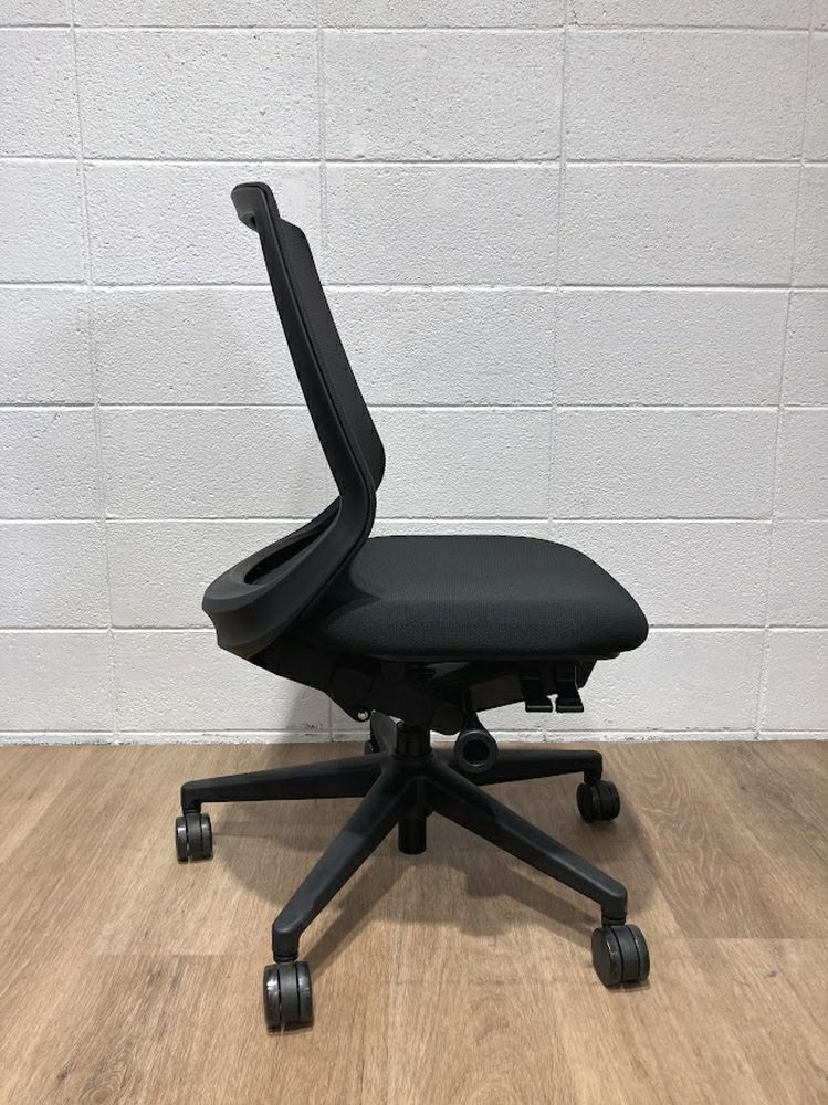 ウチダ（内田洋行）ニンバスチェア ニンバスチェア 商品画像2