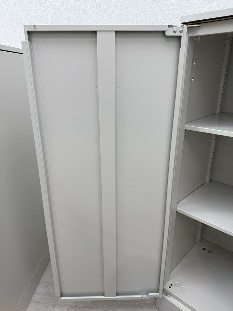 オカムラ42シリーズ 両開き書庫 商品画像8