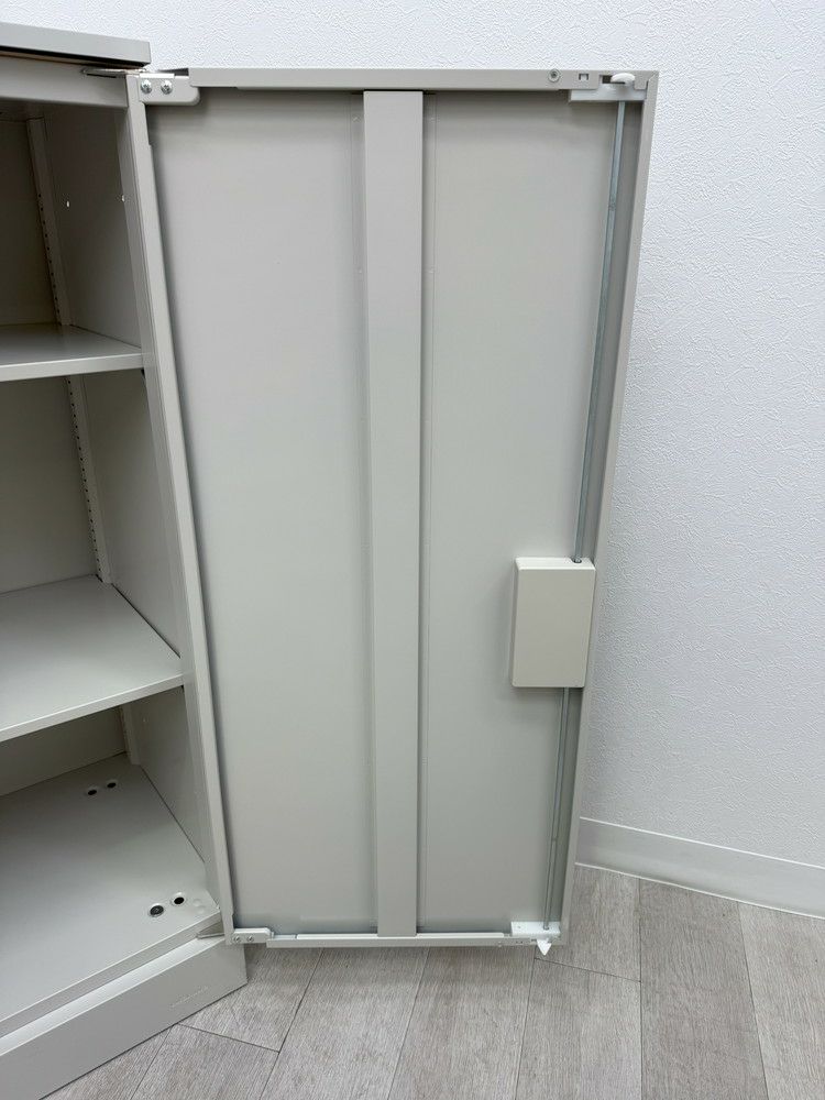 オカムラ42シリーズ 両開き書庫 商品画像9