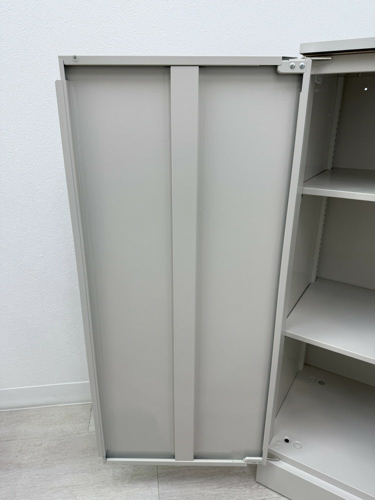 オカムラ42シリーズ 両開き書庫 商品画像10