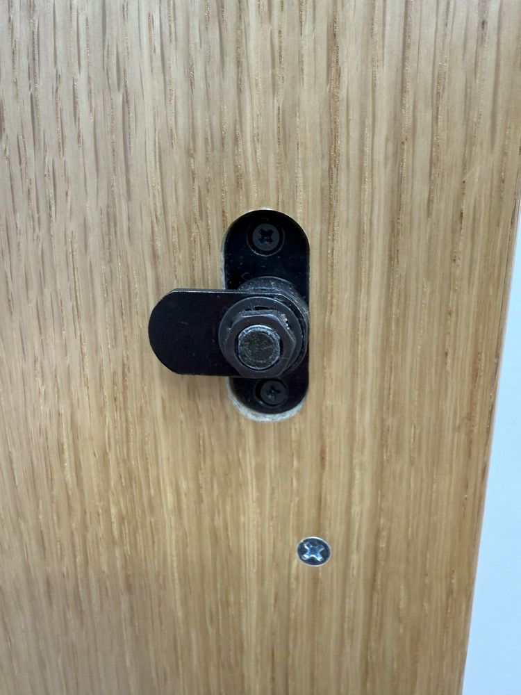 Knoll（ノール）Reff Profiles(レフ プロフィールズ)シリーズ 役員ワードローブ 商品画像9