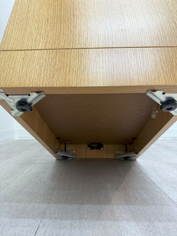 Knoll（ノール）Reff Profiles(レフ プロフィールズ)シリーズ 役員ワードローブ 商品画像17