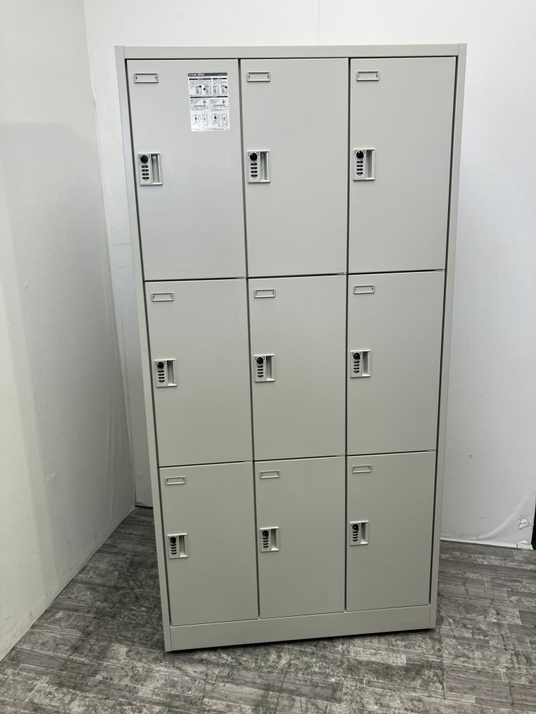 オカムラダイヤル式9人用ロッカー 商品画像1