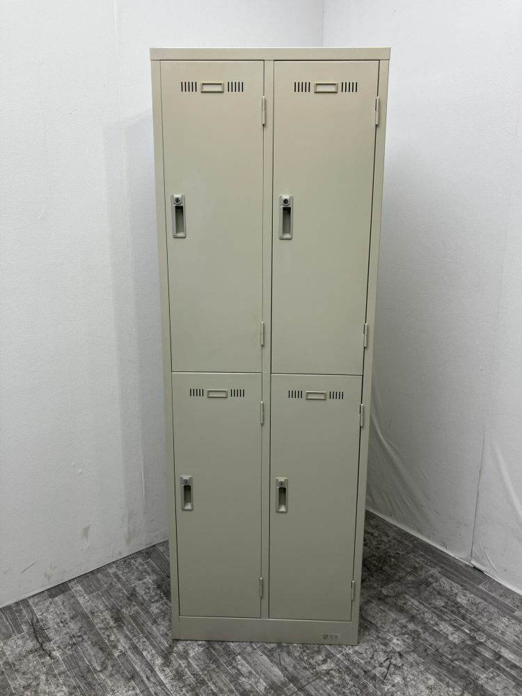 4人用ロッカー 商品画像1