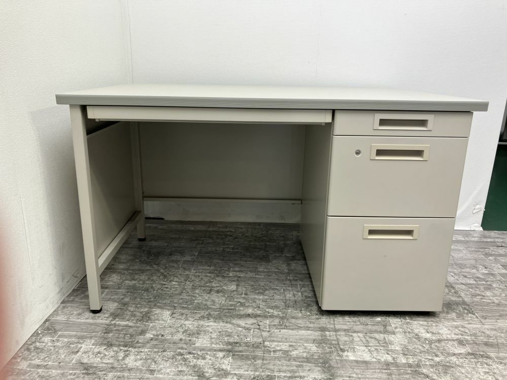 コクヨ1200片袖デスク 商品画像1