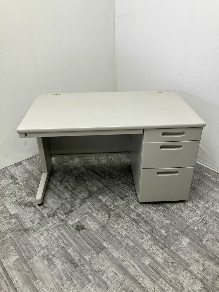 コクヨBSシリーズ 1200片袖デスク 商品画像1