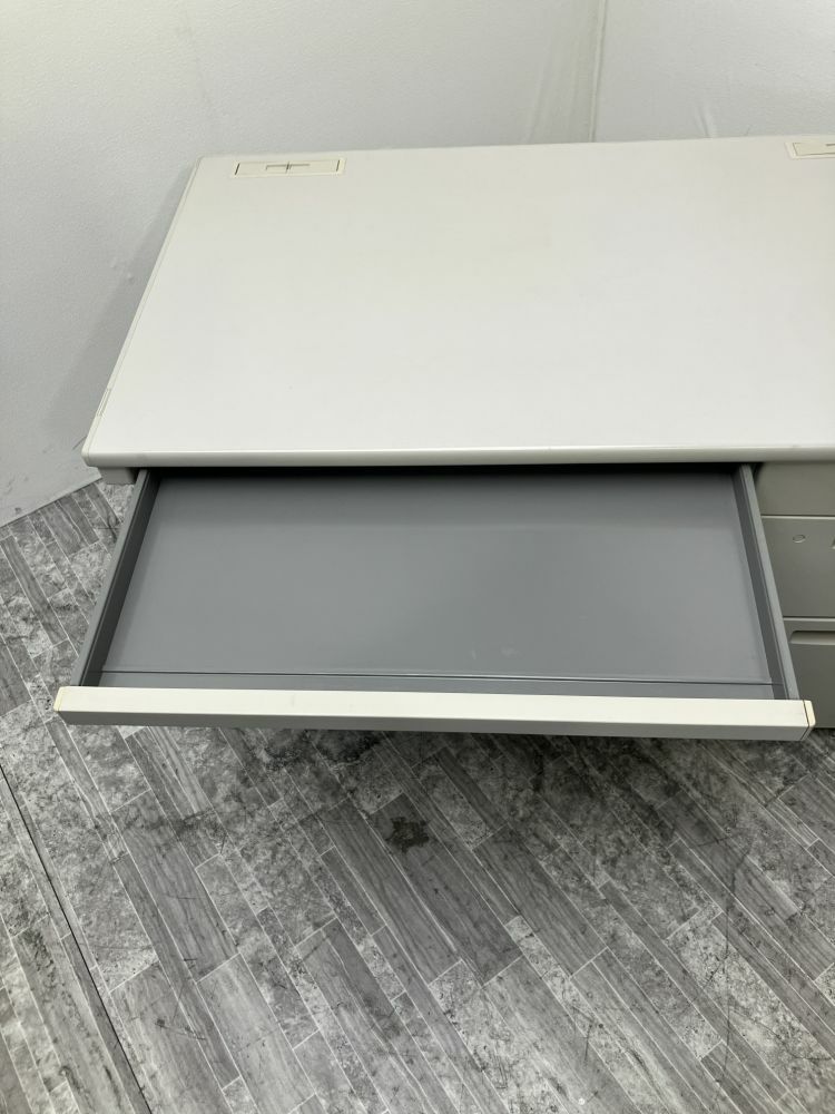 コクヨBSシリーズ 1200片袖デスク 商品画像3