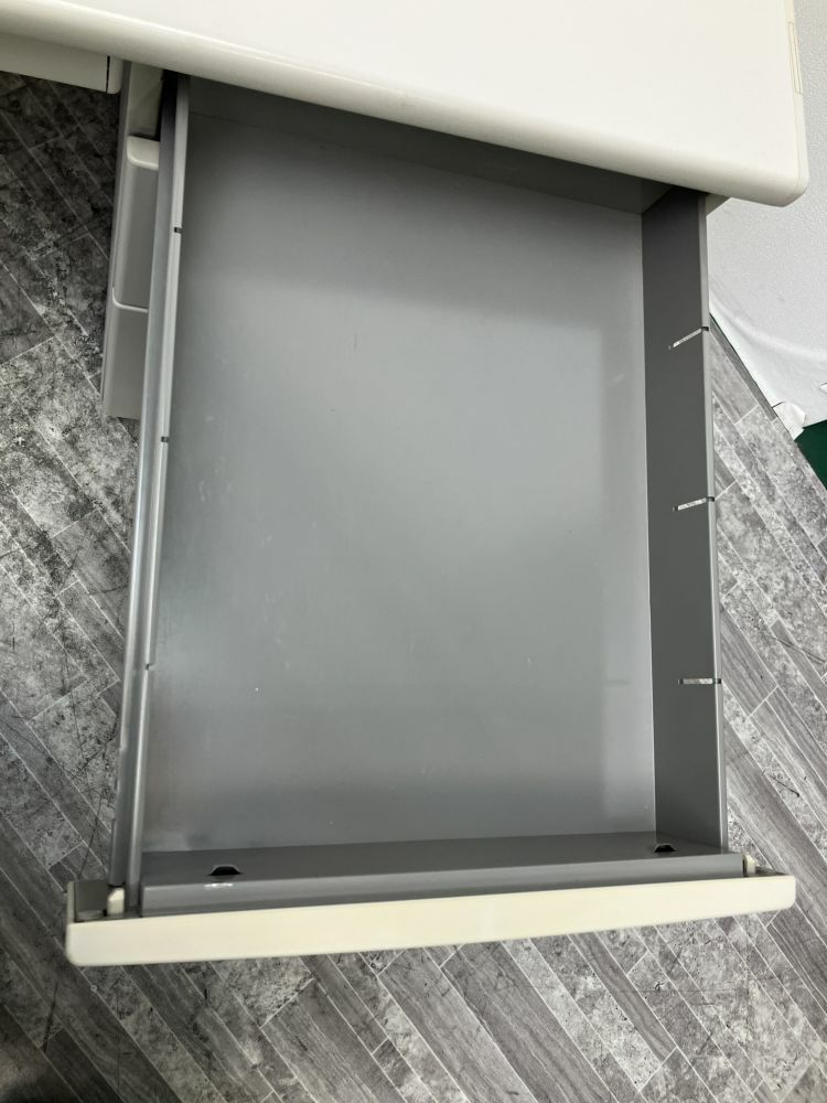 コクヨBSシリーズ 1200片袖デスク 商品画像4