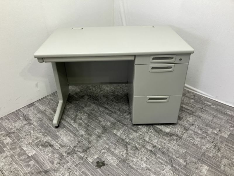 プラスLAシリーズ 1100片袖デスク 商品画像1