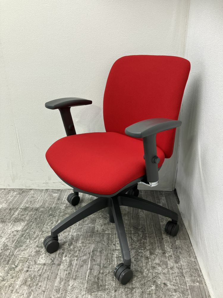 アイコ可動肘付OAチェア 商品画像1