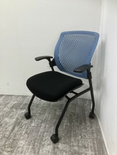 アイコ固定肘付ネスティングチェア 商品画像1