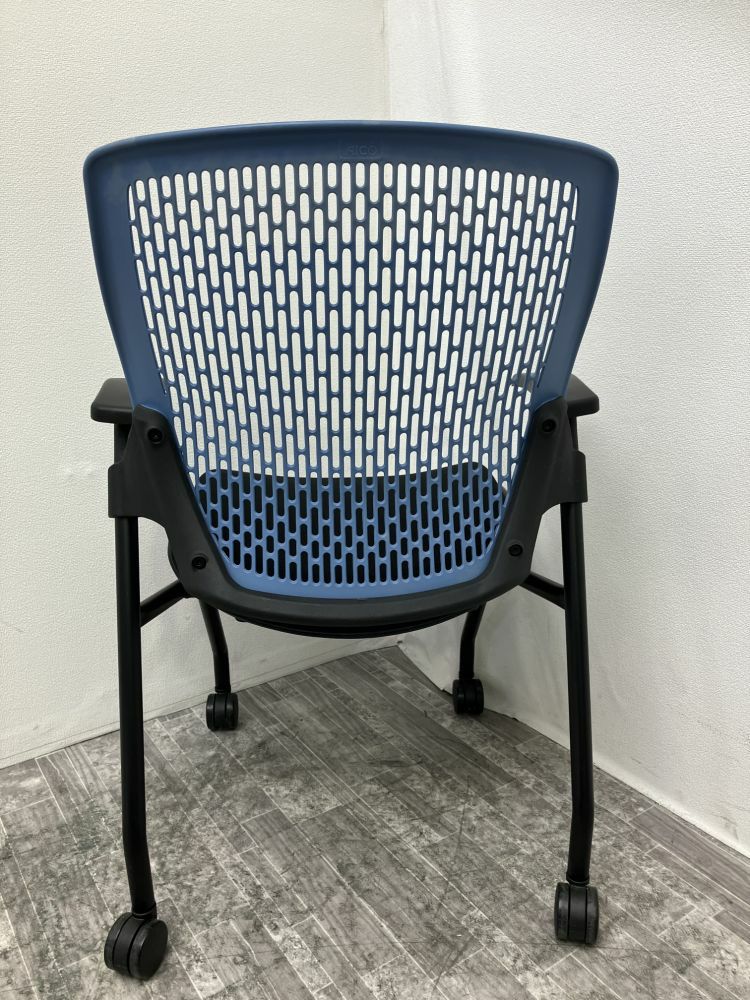 アイコ固定肘付ネスティングチェア 商品画像5