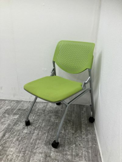 オカムラ ルナシリーズ ネスティングチェア