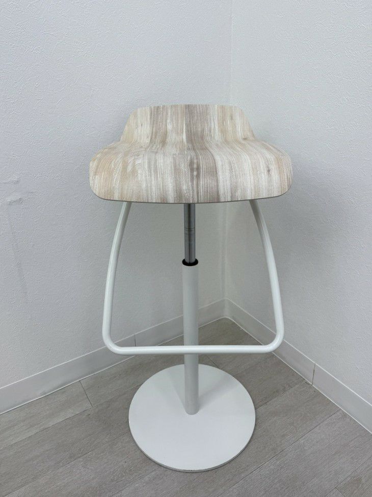 オカムラmelce(メルチェ)シリーズ カウンターチェア 商品画像2