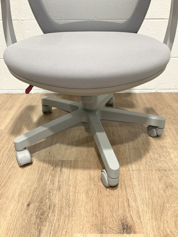 ライオンアミノシリーズ 固定肘付アミノチェア 商品画像4