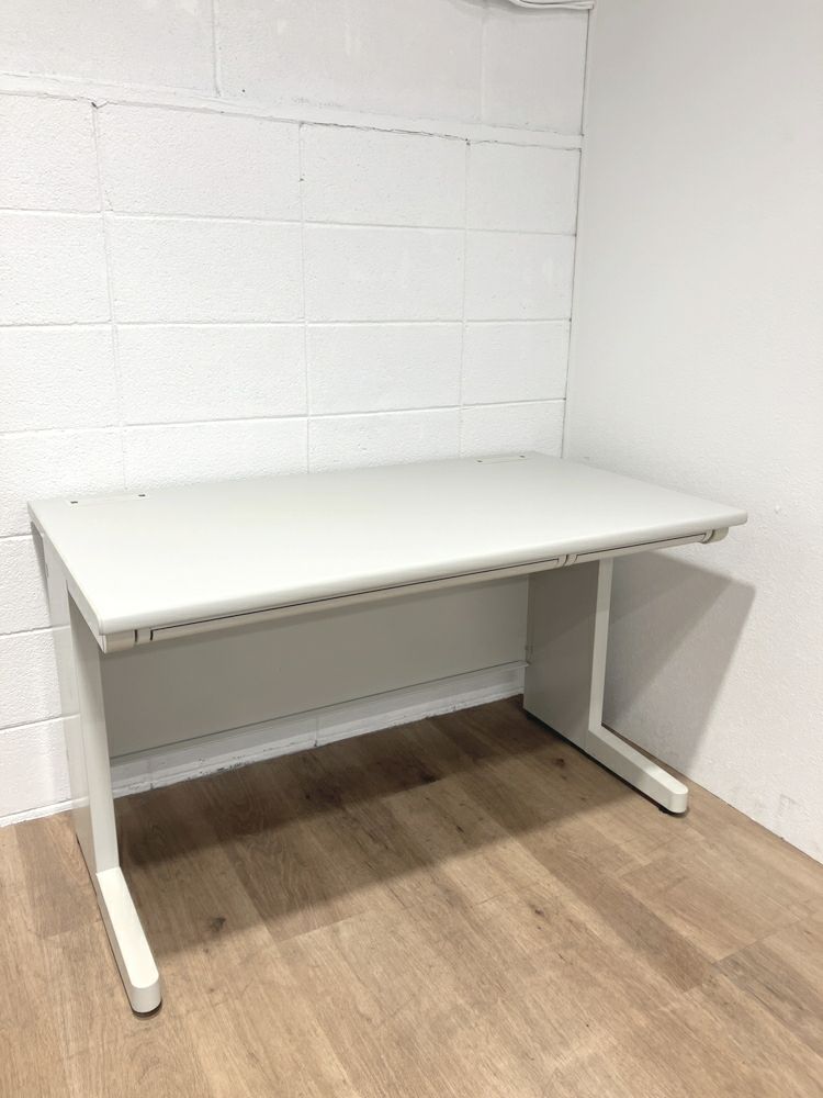 ライオンEDシリーズ 1200平デスク 商品画像1