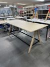 コクヨデイズオフィス ウッドチルトシリーズ 2400ハイテーブル 商品画像1