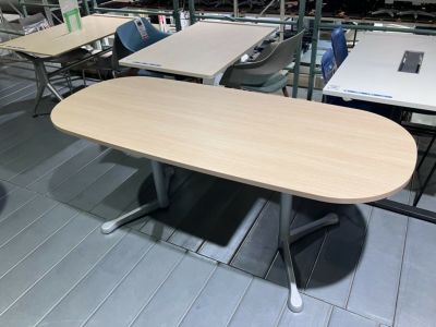 オカムラアクティアフェロー(Acti@ Fellow)シリーズ 1800ミーティングテーブル 商品画像1