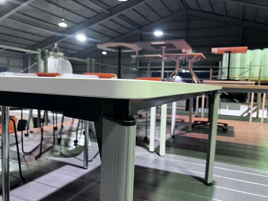 イトーキDEシリーズ 1500ミーティングテーブル 商品画像8