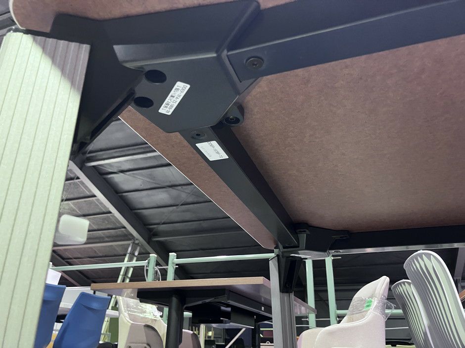 イトーキDEシリーズ 1500ミーティングテーブル 商品画像11