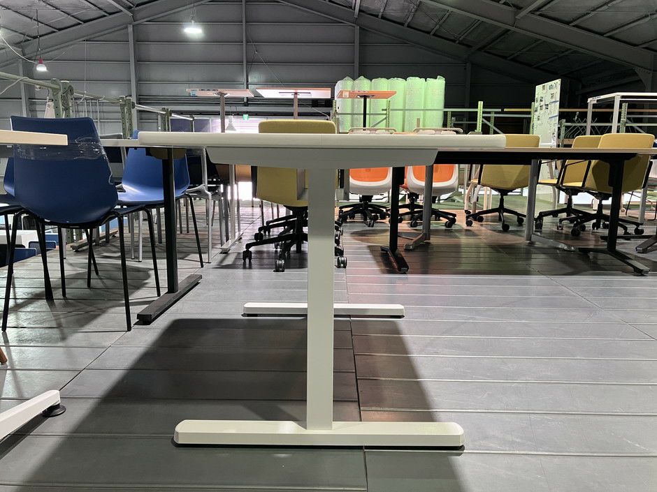 ライオンMDLシリーズ 1500ミーティングテーブル 商品画像6