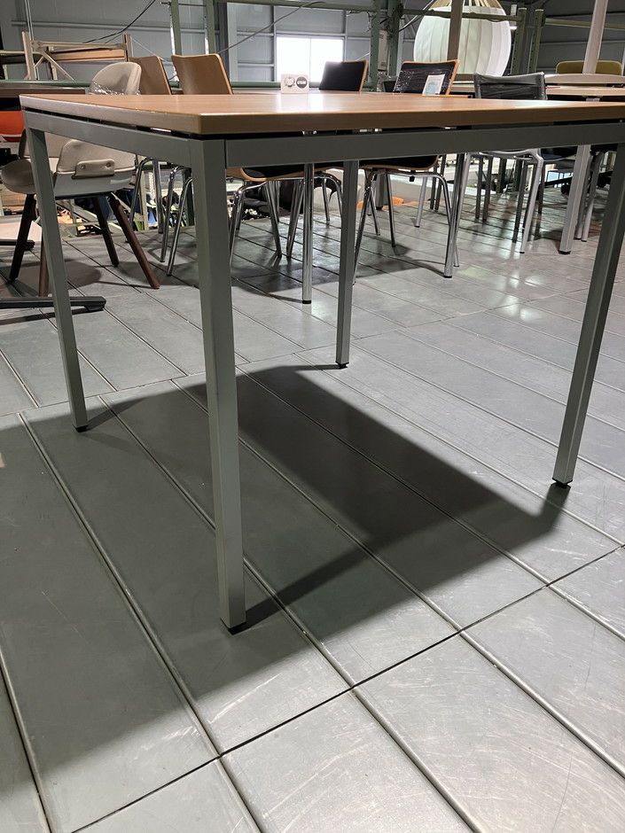 オカムラtresse(トレッセ)シリーズ 角テーブル 商品画像7