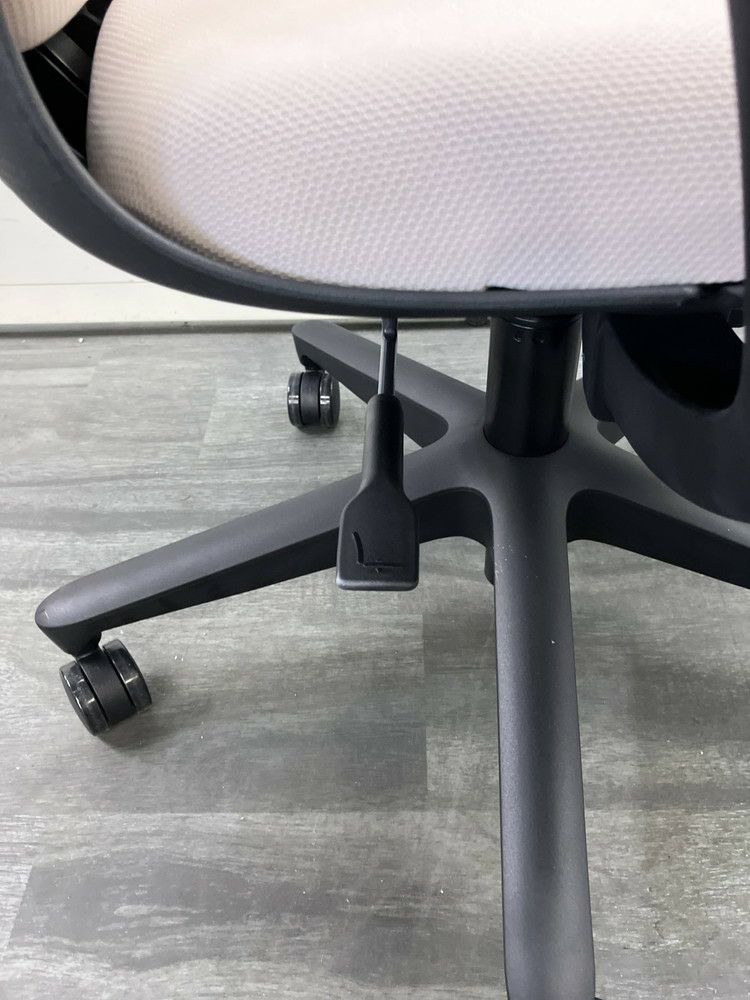 イトーキトルテUシリーズ 固定肘付トルテUチェア 商品画像6