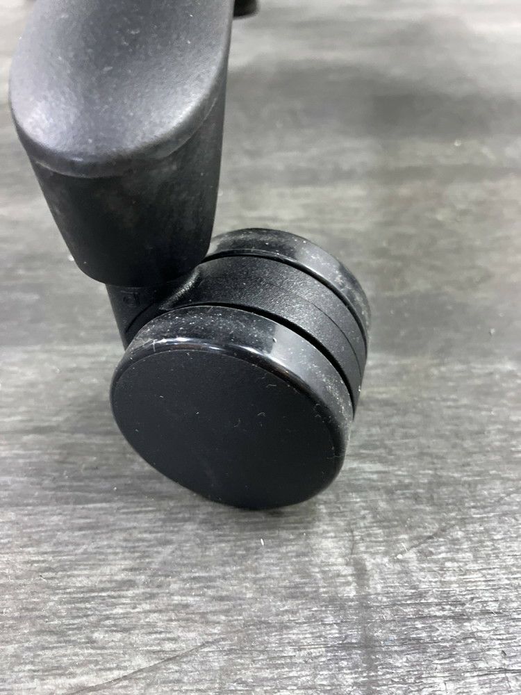 イトーキトルテUシリーズ 固定肘付トルテUチェア 商品画像13