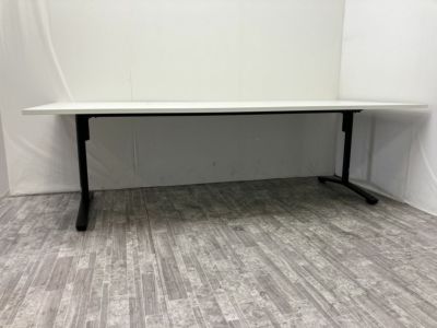 コクヨビエナ（VIENA）シリーズ 2400ミーティングテーブル 商品画像1