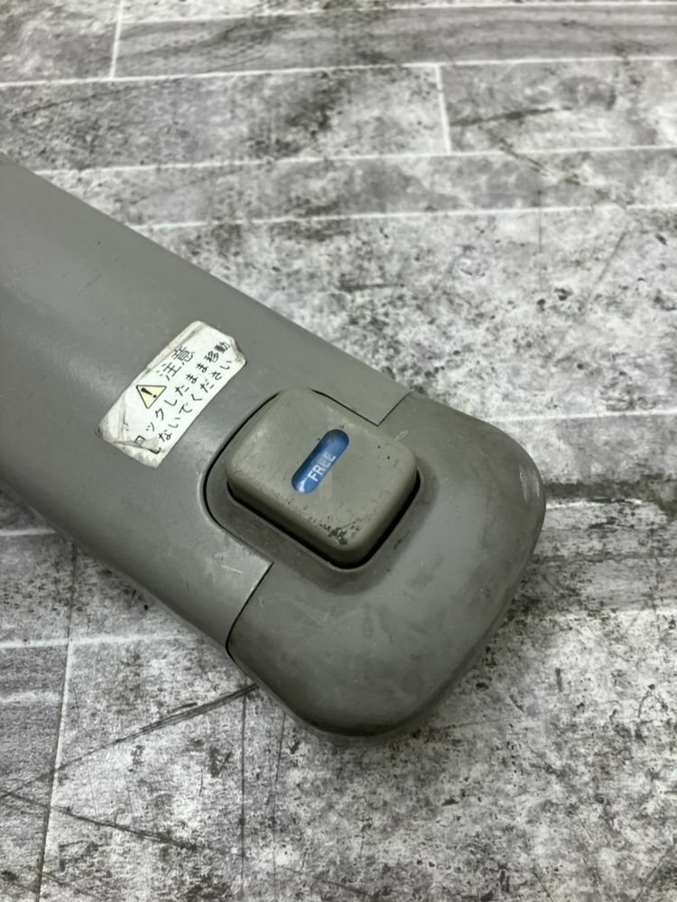 オカムラ1800サイドスタックテーブル 商品画像5