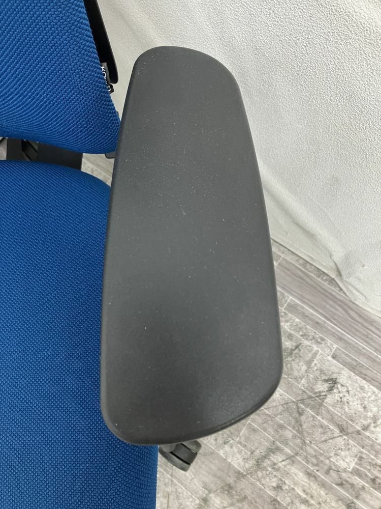 コクヨDuora(デュオラ)チェア 固定肘付デュオラチェア 商品画像4