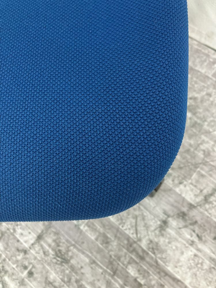 コクヨDuora(デュオラ)チェア 固定肘付デュオラチェア 商品画像5