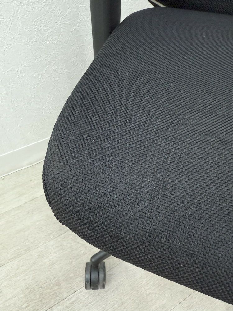 コクヨBezel(ベゼル)チェア 可動肘ベゼルチェア 商品画像8