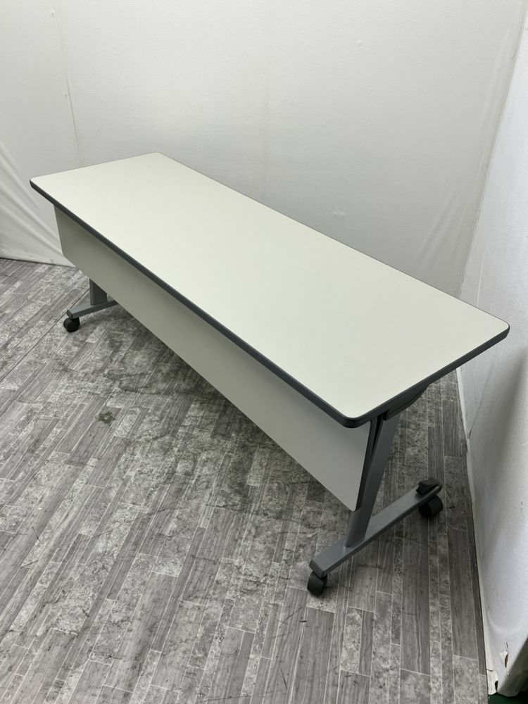 トヨスチール1800サイドスタックテーブル 商品画像2