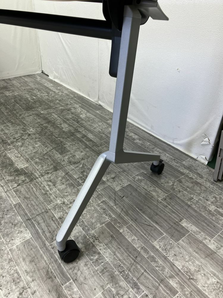 コクヨLeafline(リーフライン)シリーズ 1800サイドスタックテーブル 商品画像3