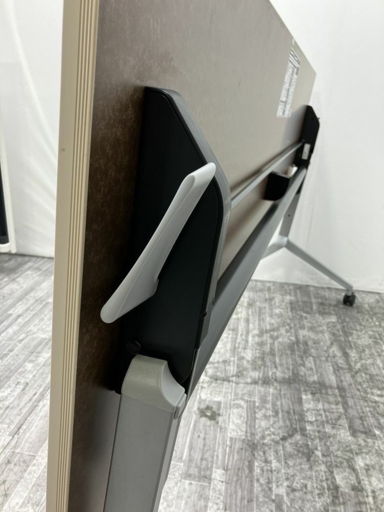 コクヨLeafline(リーフライン)シリーズ 1800サイドスタックテーブル 商品画像4