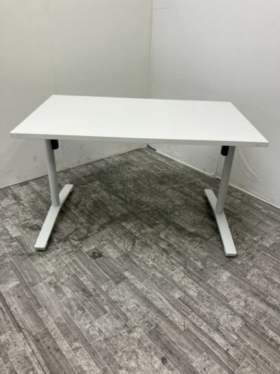 コクヨビエナ（VIENA）シリーズ 1200ミーティングテーブル 商品画像1