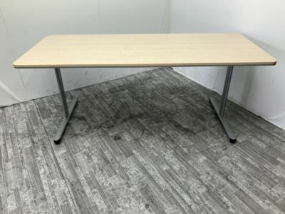 コクヨ 1800ミーティングテーブル