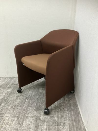 オカムラ8346Pシリーズ 応接会議チェア 商品画像1