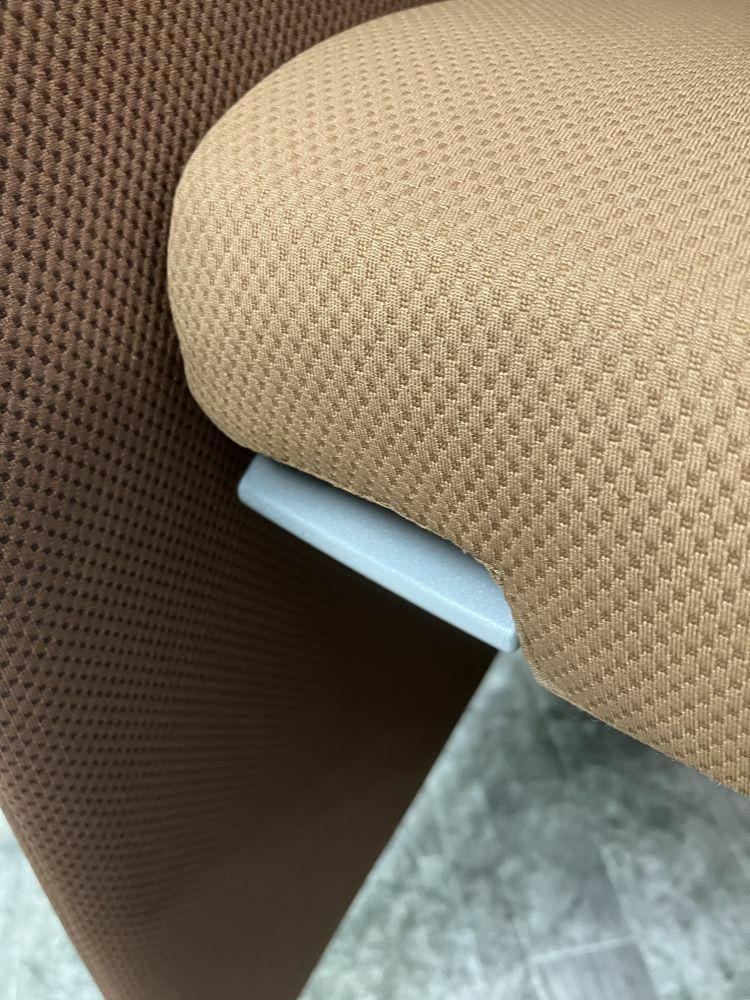 オカムラ8346Pシリーズ 応接会議チェア 商品画像7