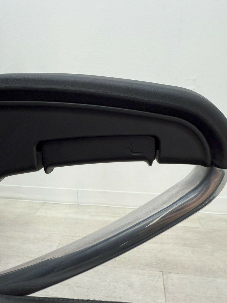 コクヨマネージメントチェア フィロソフィーシリーズ 固定肘付フィロソフィーチェア 商品画像15