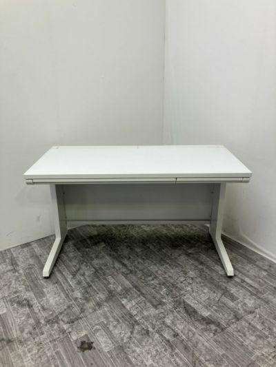 オカムラ アドバンスシリーズ 1200平デスク