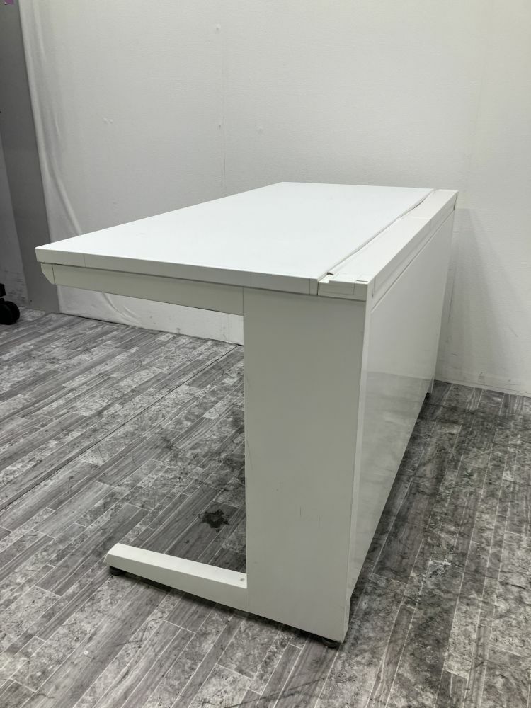 オカムラADVANCE（アドバンス）シリーズ 1200平デスク 商品画像5