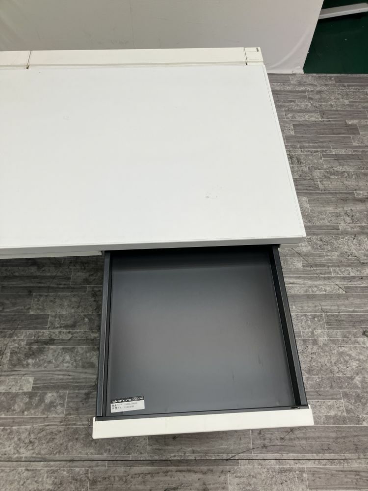 オカムラADVANCE（アドバンス）シリーズ 1200平デスク 商品画像7