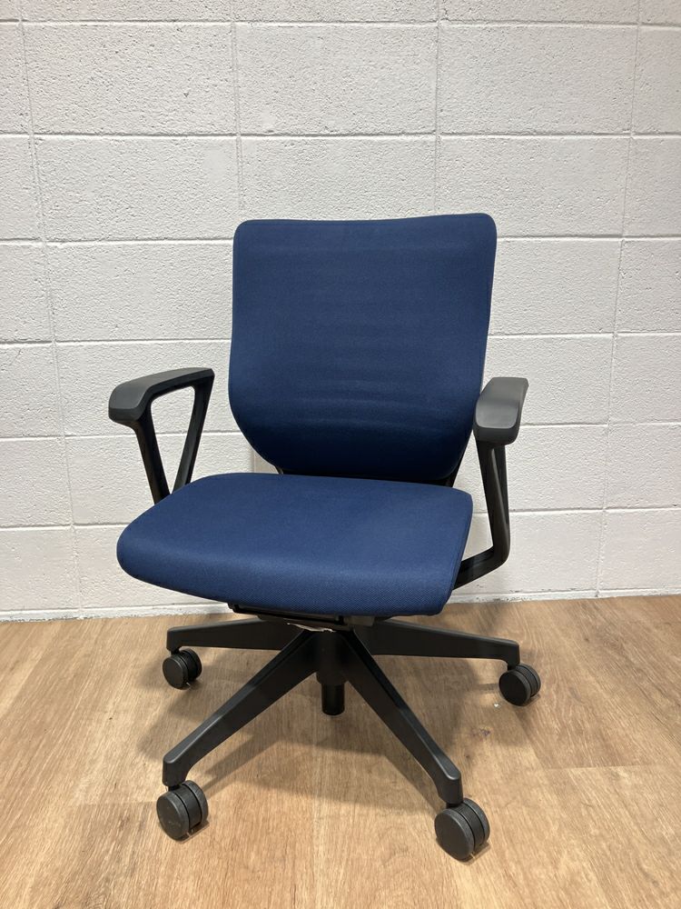 イトーキエピオス（EPIOS）チェア 固定肘付エピオスチェア 商品画像1