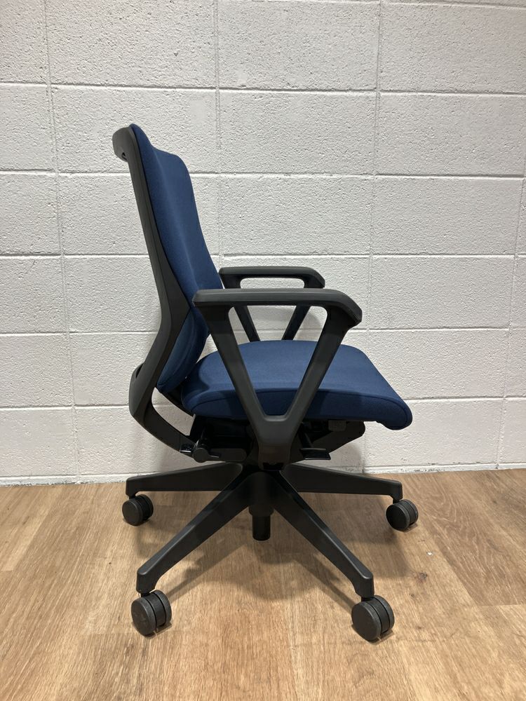 イトーキエピオス（EPIOS）チェア 固定肘付エピオスチェア 商品画像2