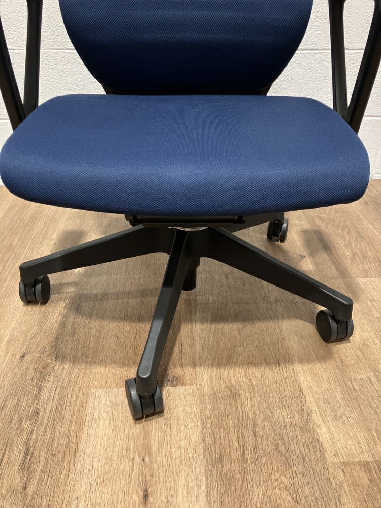 イトーキエピオス（EPIOS）チェア 固定肘付エピオスチェア 商品画像4