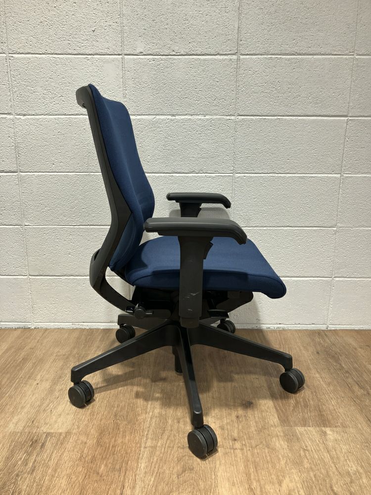 イトーキエピオス（EPIOS）チェア 可動肘付エピオスチェア 商品画像2