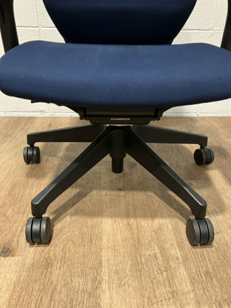 イトーキエピオス（EPIOS）チェア 可動肘付エピオスチェア 商品画像4